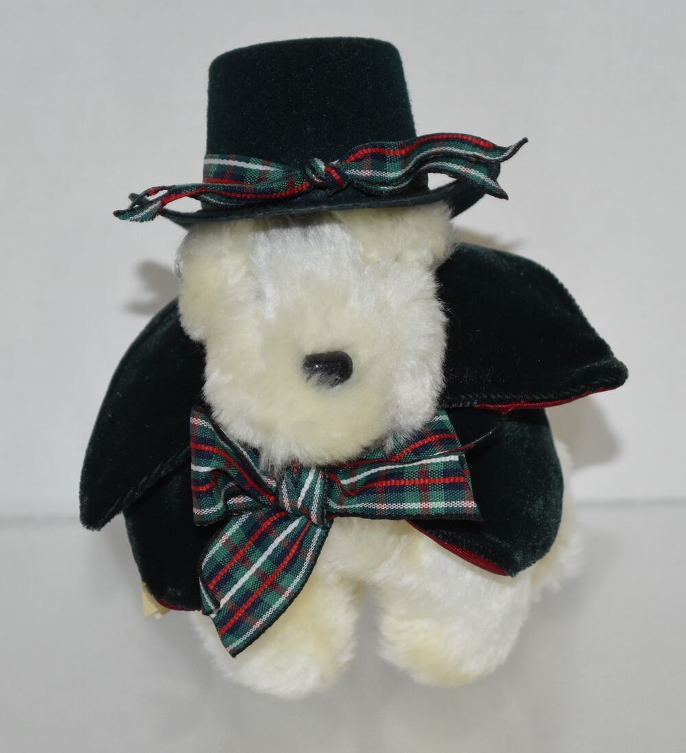 Vintage 1996 Muffy VanderBear Lulu MacFluff Dog Christmas Carol Bearly in Tune